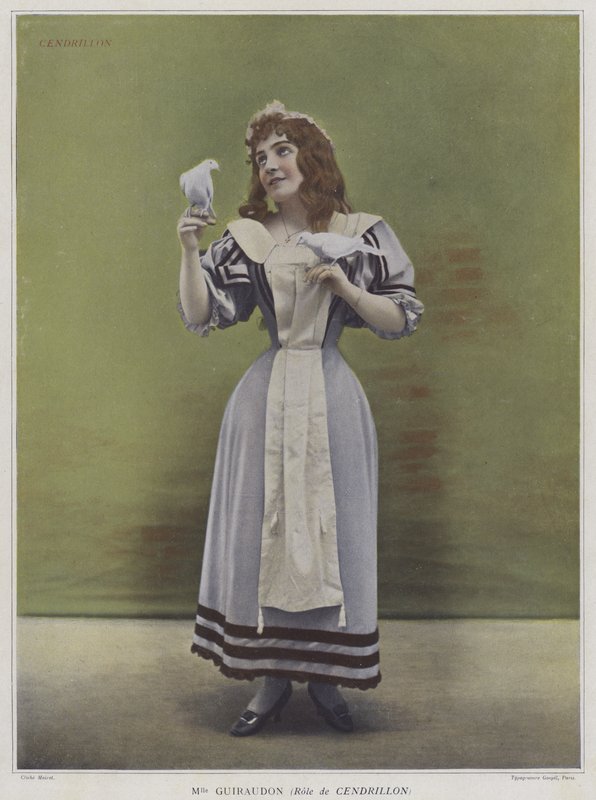 Julie Guiraudon v titulní roli ve filmu Cendrillon (Popelka) (barevné foto) od French Photographer