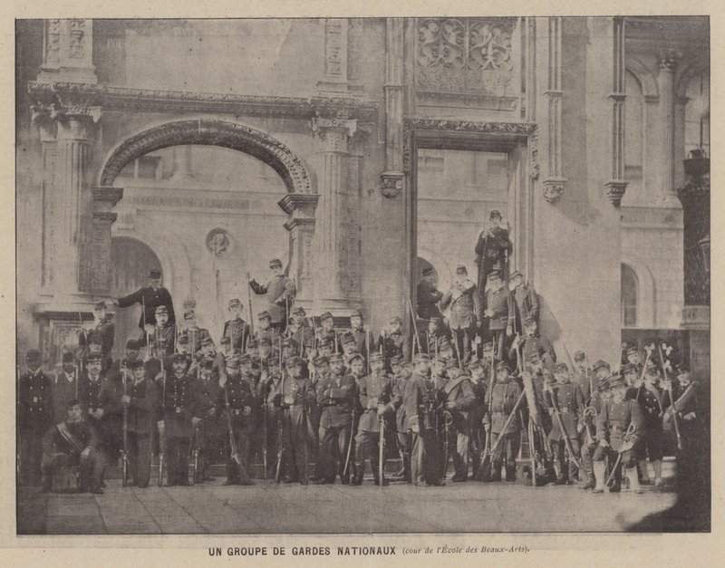 Pařížská komuna, skupina národních gard, nádvoří Ecole des Beaux-Arts (černobílá fotografie) od French Photographer