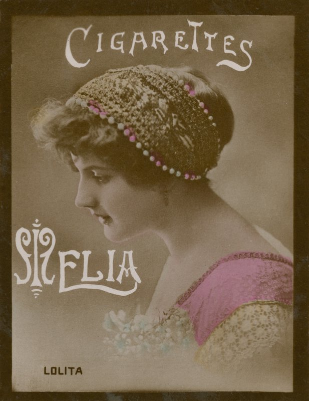 Lolita, dívka s čepicí od French Photographer