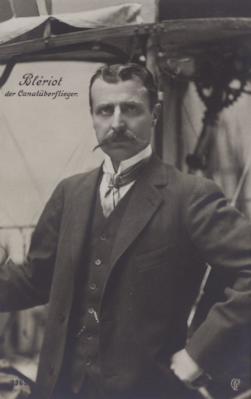Louis Bleriot, francouzský letec (černobílá fotografie) od French Photographer