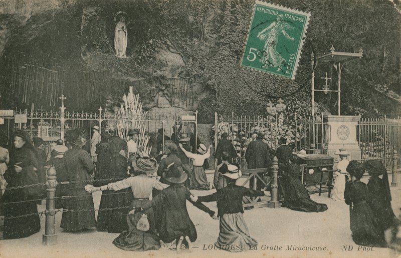 Lurdy, Zázračná jeskyně. Pohlednice odeslaná 28. března 1913. od French Photographer