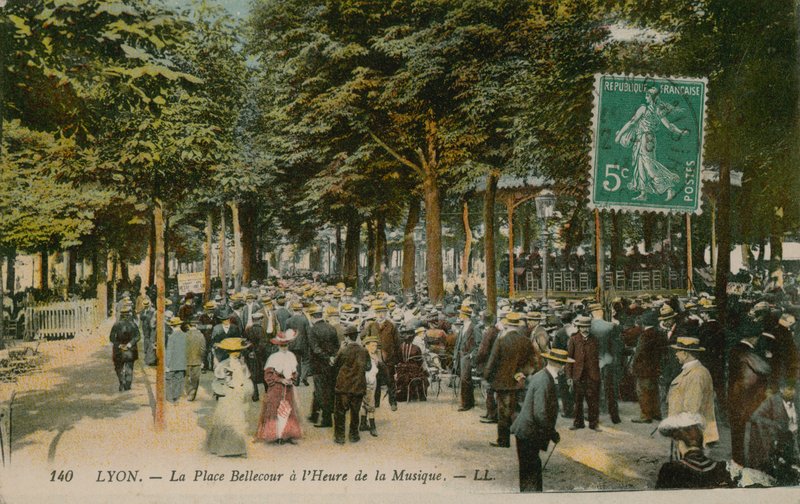 Lyon, Place Bellecour v době hudby od French Photographer