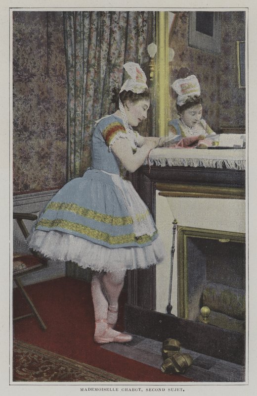 Mademoiselle Chabot, druhý předmět (barevná fotografie) od French Photographer