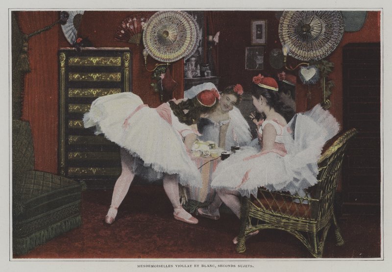Mademoiselle Viollat ​​​​a Mademoiselle Blanc, druhé předměty (barevná fotografie) od French Photographer