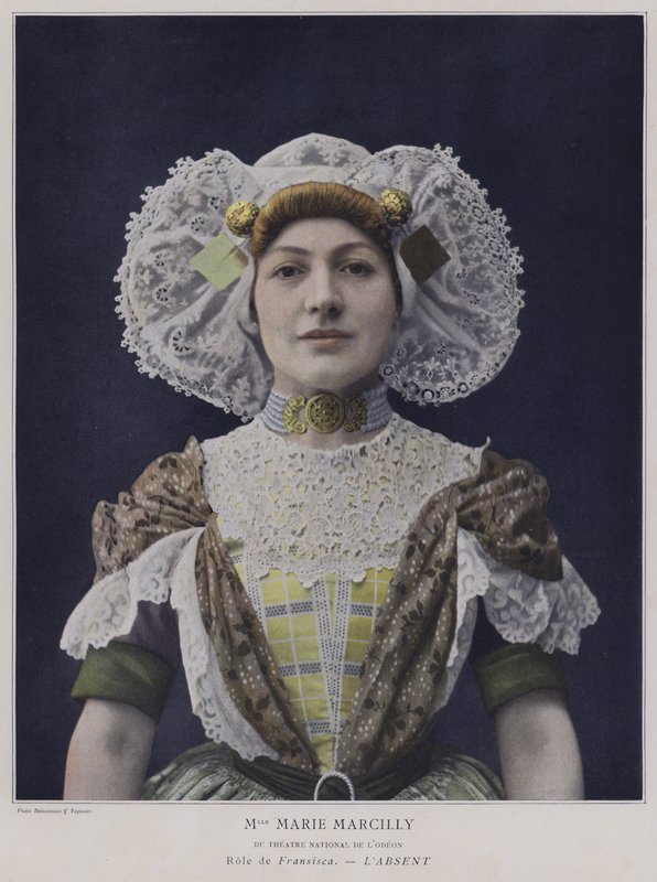 Marie Marcilly jako Francisca v LAbsent (barevné fotografie) od French Photographer