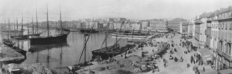 Marseille – Starý přístav a Quai de la Fraternite (černobílá fotografie) od French Photographer