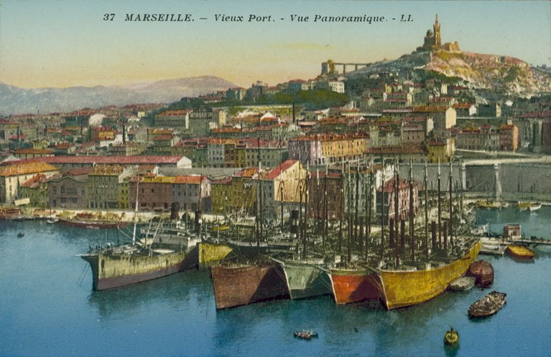 Marseille: Vieux Port, Panoramatický pohled (barevná fotografie) od French Photographer