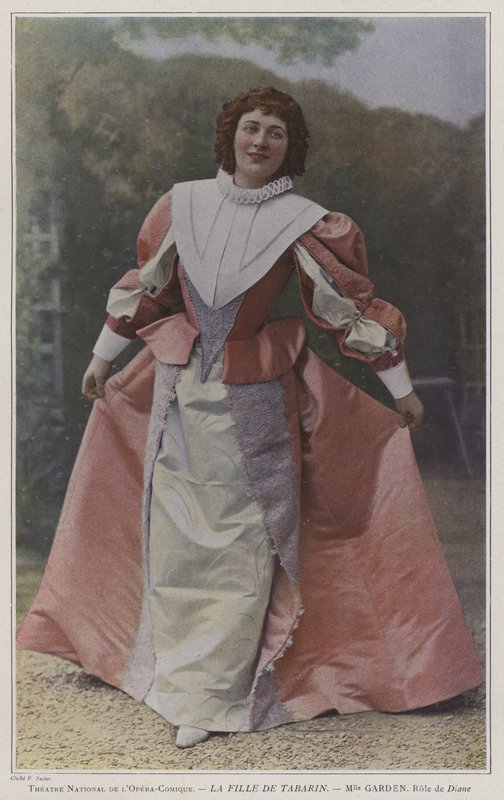 Mary Garden jako Diane v La Fille de Tabarin (barevné foto) od French Photographer