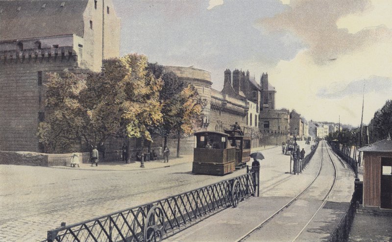 Nantes, Le Chateau, Pohled převzatý z přístaviště Port-Maillard od French Photographer