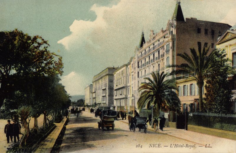 Pěkný, Hotel-Royal od French Photographer