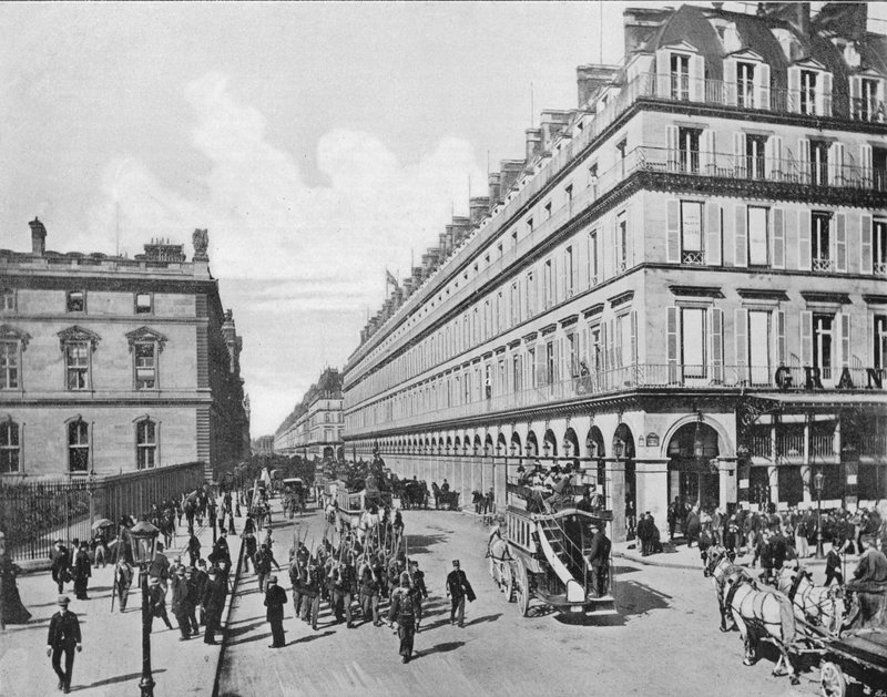 Paříž - Rue de Rivoli (černobílá fotografie) od French Photographer