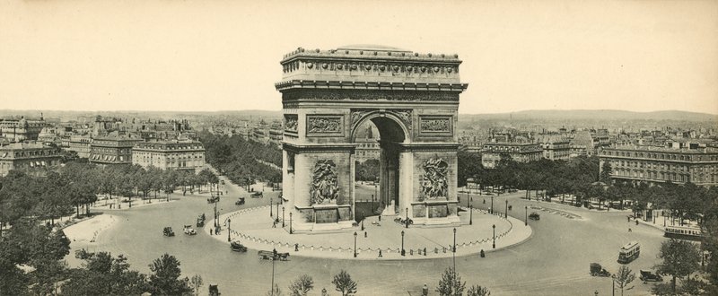 Paříž, Arc de Triomphe, Hrob neznámého vojína a Place de lEtoile, Vítězný oblouk? od French Photographer
