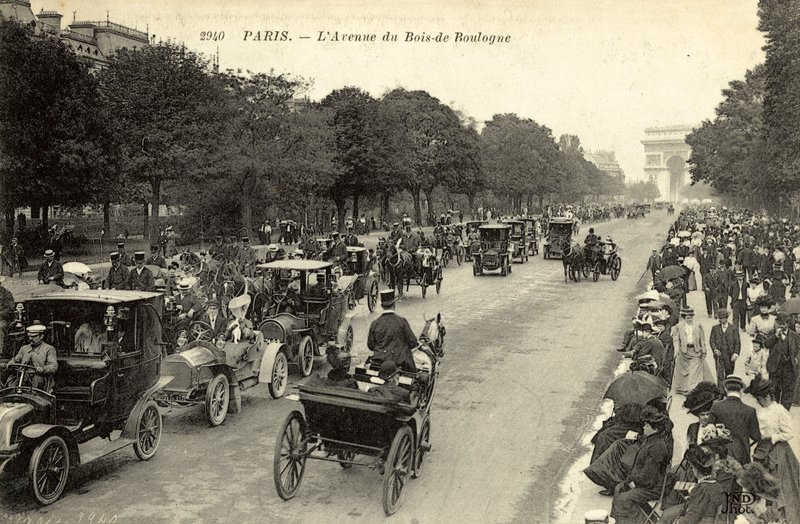 Paříž, Avenue Du Bois De Boulogne od French Photographer