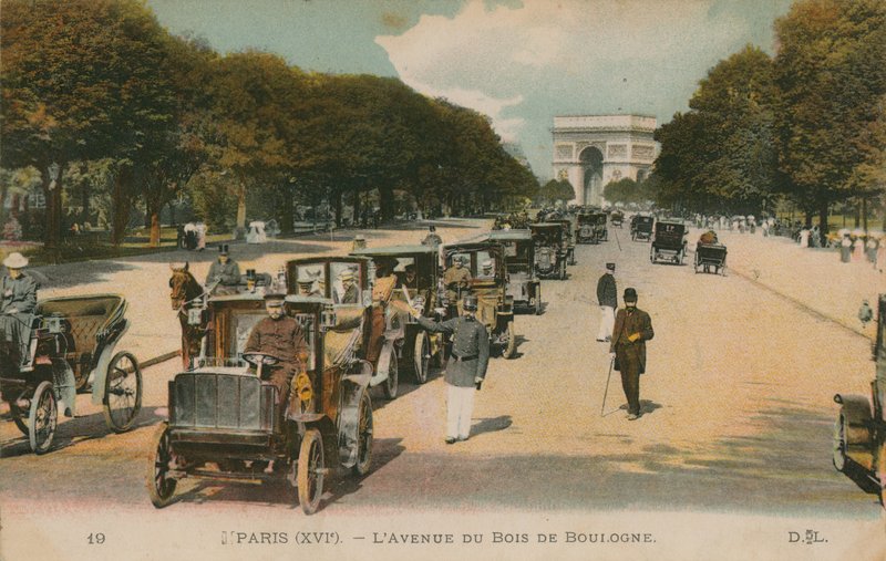 Paříž, Avenue du Bois de Boulogne. Pohlednice odeslána v roce 1913. od French Photographer