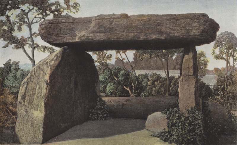 Saint-Nazaire, Dolmen obklopuje náměstí od French Photographer
