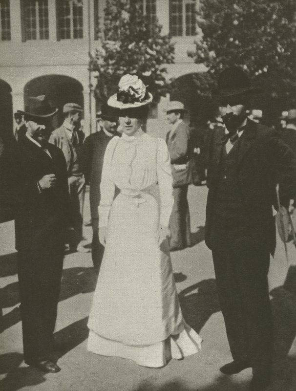 Dáma v bílém, Dreyfusovy procesy (č/b foto) od French Photographer
