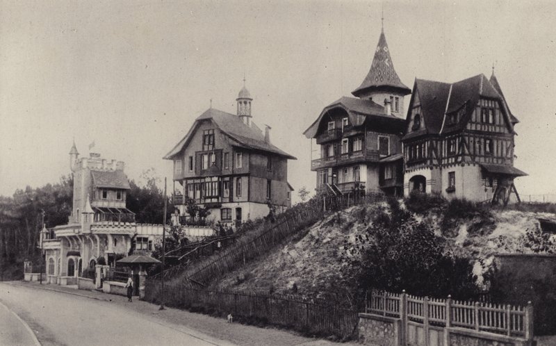 Village Suisse a rue Saint-Jean, Le Touquet, v roce 1893 od French Photographer