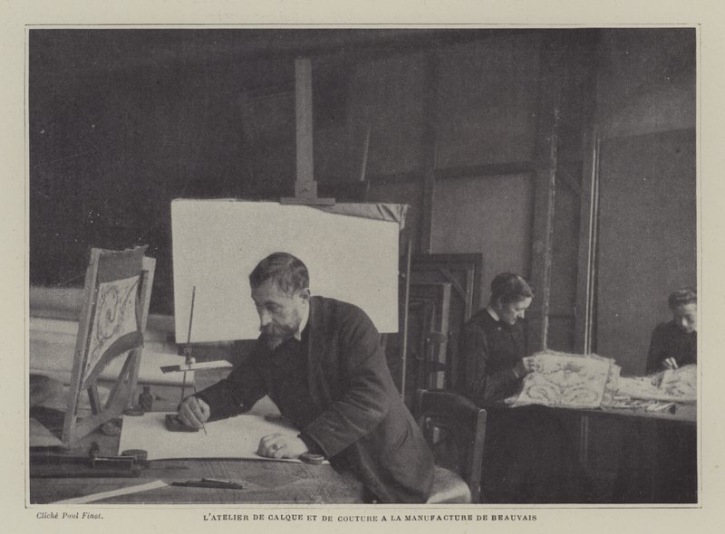 Obkreslovací a šicí dílna v Beauvais Tapestry Manufacture, Francie (černobílá fotografie) od French Photographer