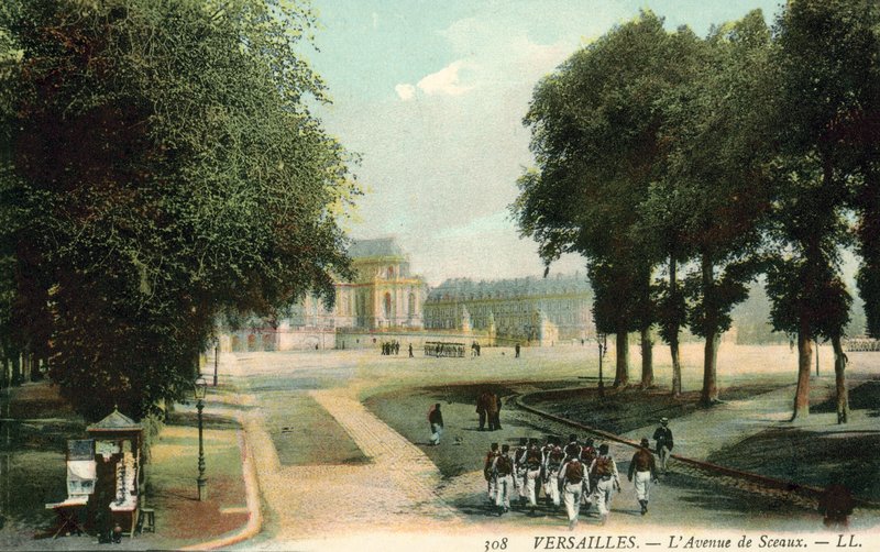 Versailles, Avenue De Sceaux od French Photographer