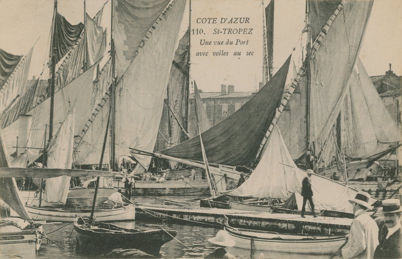 Pohled na přístav s plachetnicemi, St Tropez, Cote dAzur. Pohlednice odeslána v roce 1913. od French Photographer