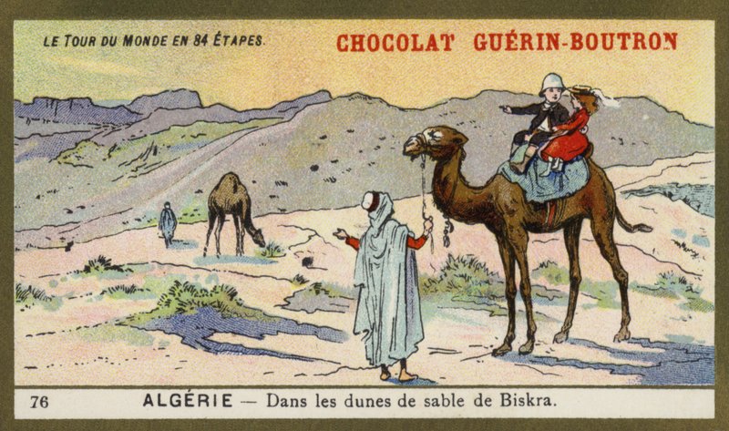 Mezi písečnými dunami Biskra, Alžírsko (chromolitho) od French School