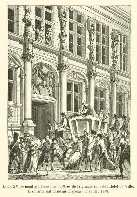 Ludvík XVI. se ukazuje u jednoho z oken velkého sálu Hôtel de Ville, národní kokarda na klobouku, 17. července 1789 od French School