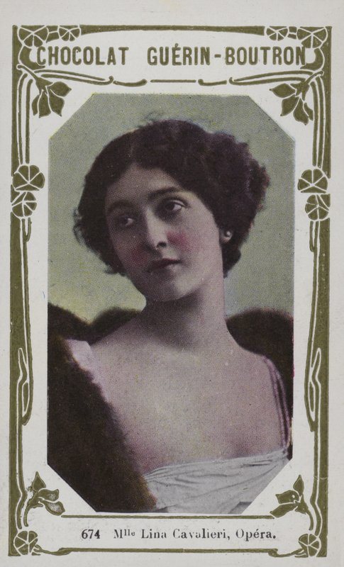 Mademoiselle Lina Cavalieri, Opera (barevné foto) od French School