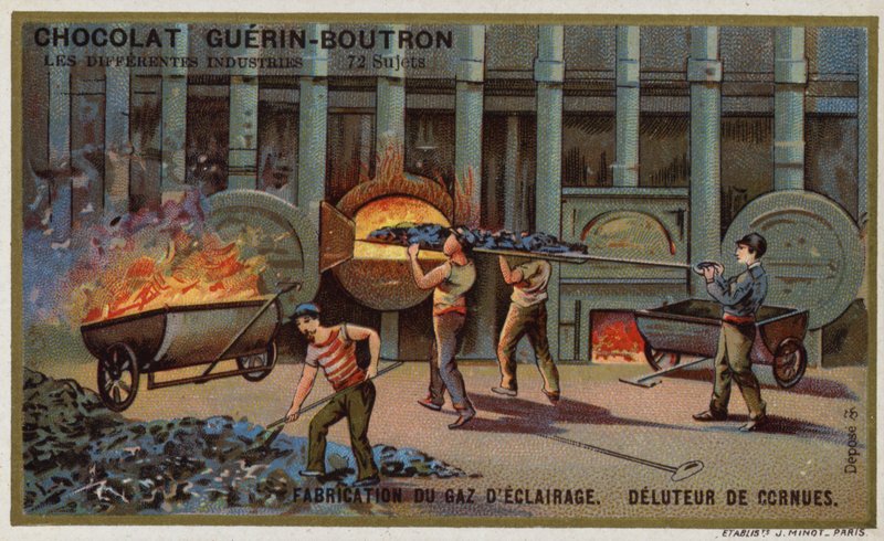 Výroba plynu pro osvětlení. Odstranění koksu z retort (chromolitho) od French School