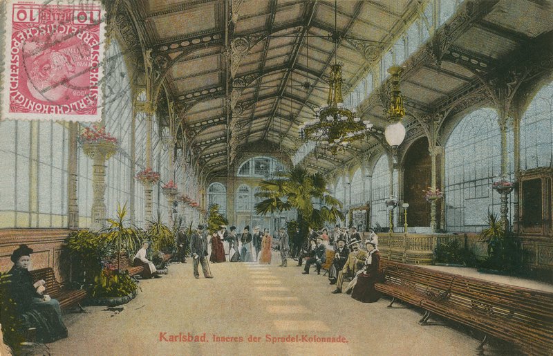 Karlovy Vary - uvnitř kolonády. Pohlednice odeslaná v roce 1913. od German Photographer