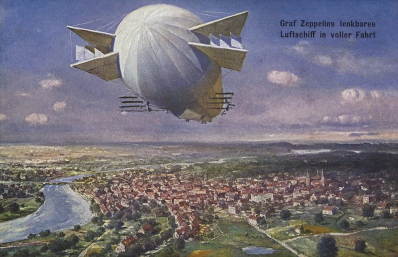 Vzducholoď hraběte Ferdinanda von Zeppelina za letu od German School