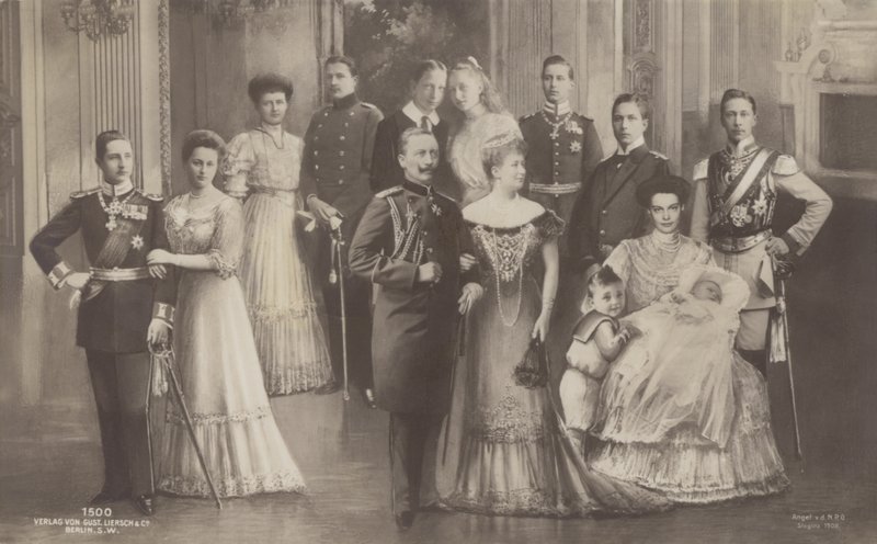Německý císař Vilém II. a jeho rodina od German School