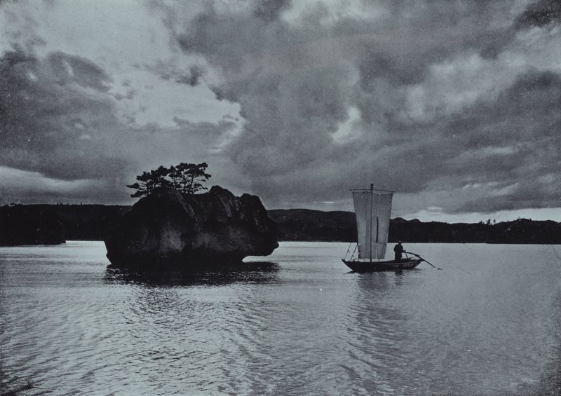 Večer na vnitrozemském moři (černobílá fotografie) od Herbert Ponting