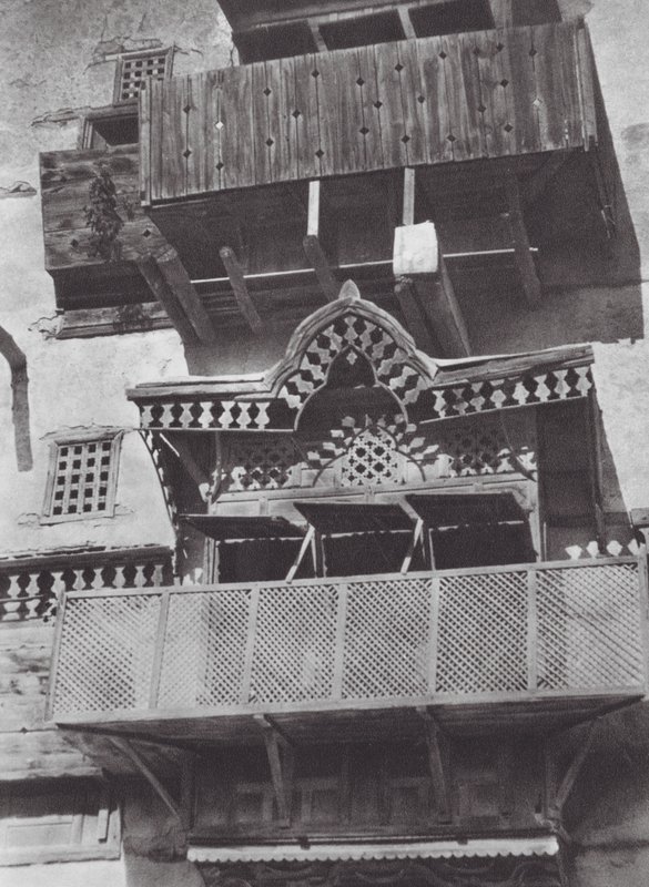 Afrika: Dřevěný arkýř v Suakinu (čb fotografie) od Hugo Adolf Bernatzik