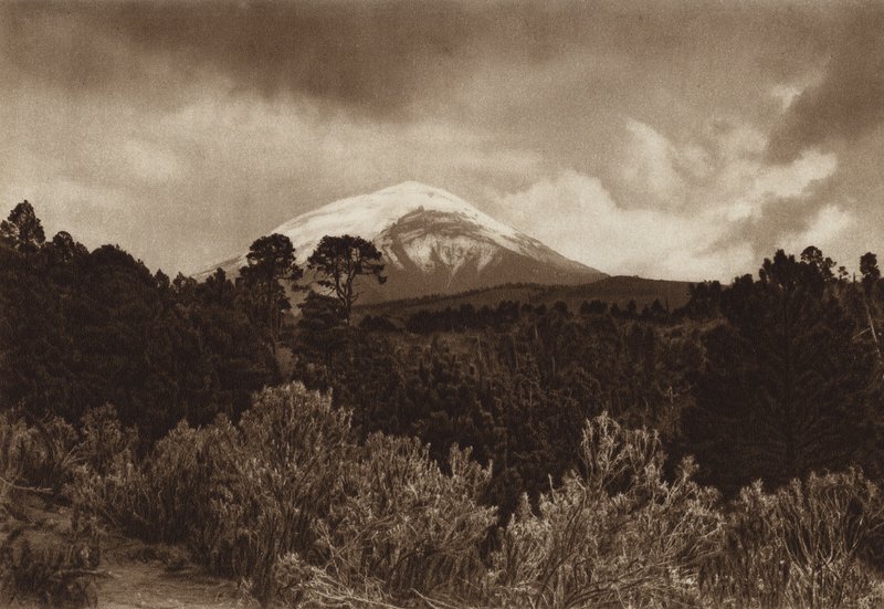 Mexiko: Popocatepetl (čb fotografie) od Hugo Brehme