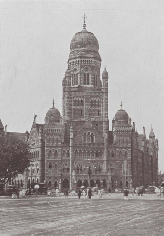 Bombaj / Mumbai: Městský úřad (čb fotografie) od Indian photographer