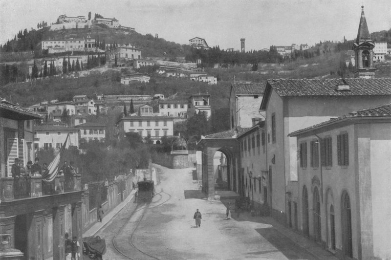 Florencie, okolí, San Domenico a panorama Fiesole (černobílá fotografie) od Italian Photographer