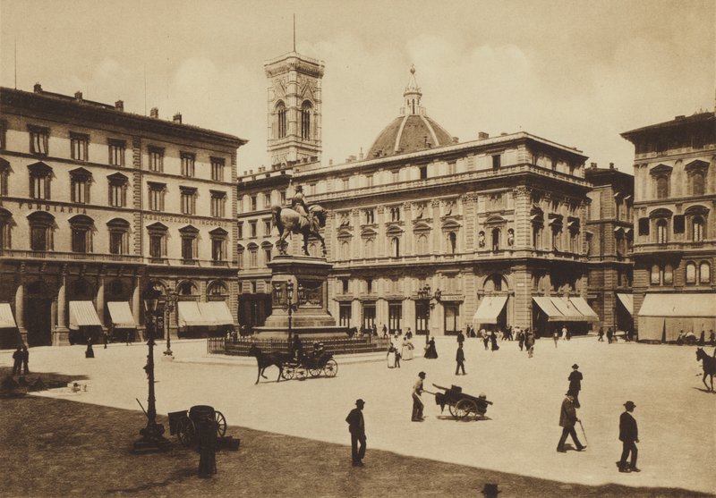 Firenze / Florencie: Piazza Vittorio Emanuele (černobílá fotografie) od Italian Photographer
