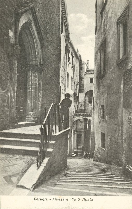 Perugia: kostel a Via S. Agata (čb fotografie) od Italian Photographer