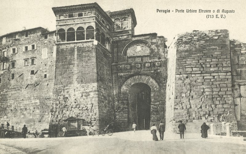Perugia, Itálie, Etruscan nebo Augustus Urban Gate od Italian Photographer