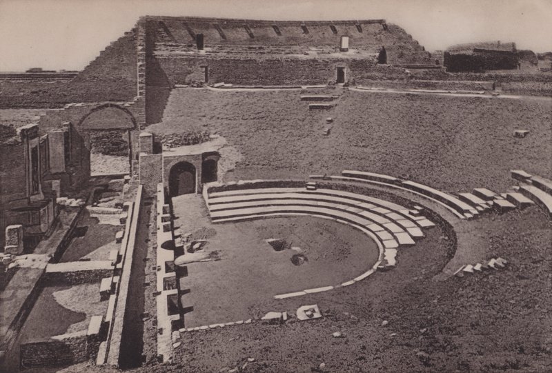 Teatro Tragico, Divadlo pro tragédie, dramata (čb foto) od Italian Photographer