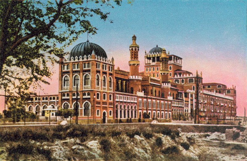 Venezia/Benátky: Lido, Hotel Excelsior (barevné foto) od Italian Photographer