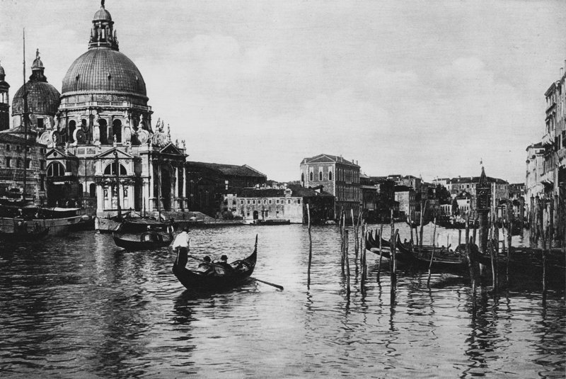 Benátky, kostel Salute (černobílá fotografie) od Italian Photographer