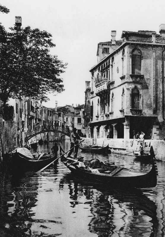 Benátky, Rio Priuli (černobílá fotografie) od Italian Photographer