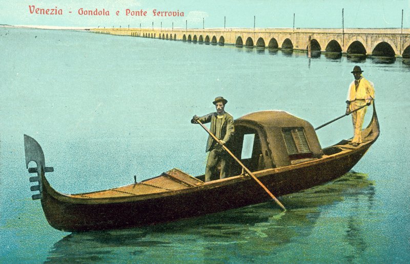 Benátky, gondola, Ponte Ferrovia od Italian Photographer