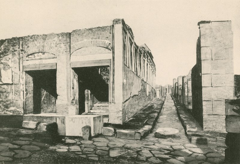 Budova Eumachie tak, jak je (hlubotisk) od Italian School