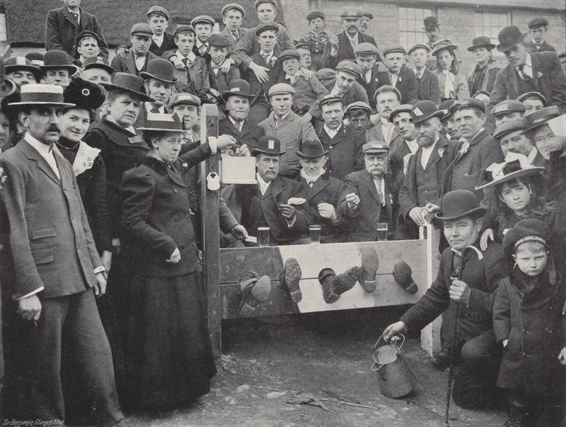 Corby Pole Fair, v akciích od J. Benjamin Stone