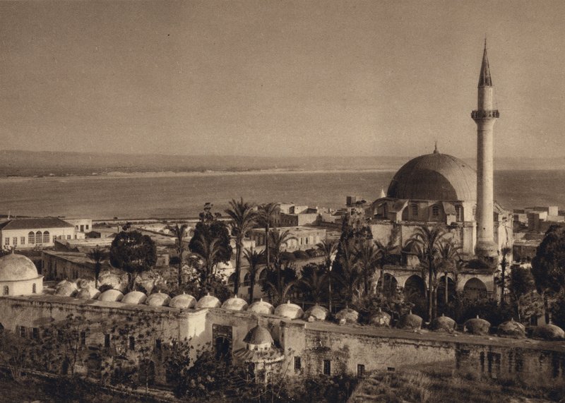Acre, mešita (černobílá fotografie) od Karl Grober
