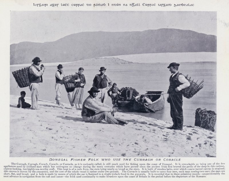 Donegal Fisher Folk, kteří používají Curragh nebo Coracle (černobílá fotografie) od Karl Karlovich Piratsky