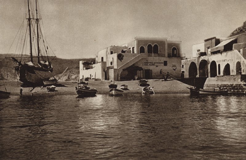 Itálie: S Angelo, Ischia (černobílá fotografie) od Kurt Hielscher
