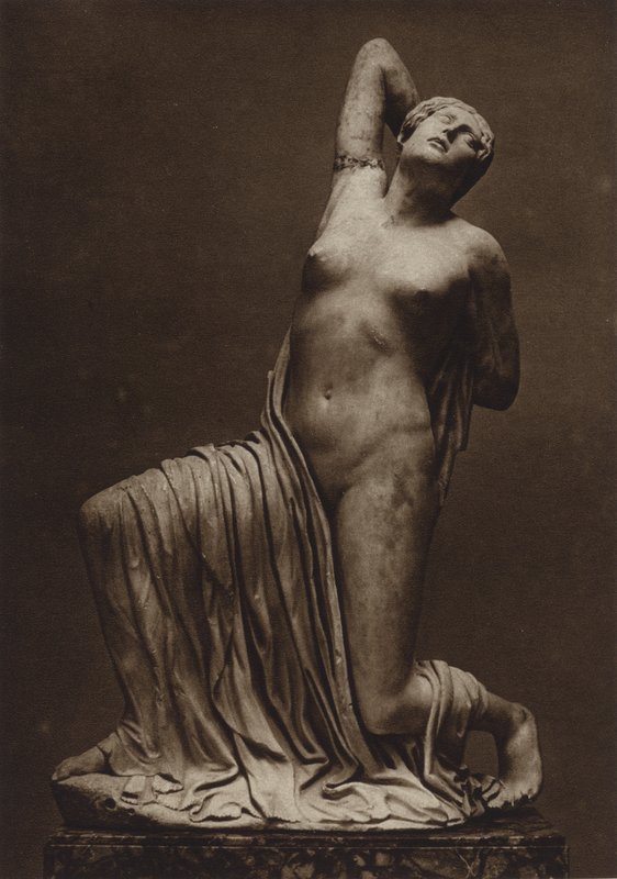 Řím: Národní muzeum, Niobide (černobílá fotografie) od Kurt Hielscher